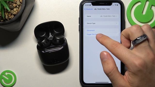 Как отключать JBL Tour Pro + от айфона? / Как правильно отключать JBL Tour Pro + от айфона? смотреть онлайн