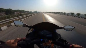 Yamaha R3 vs Kawasaki Ninja 300 Long Race ???