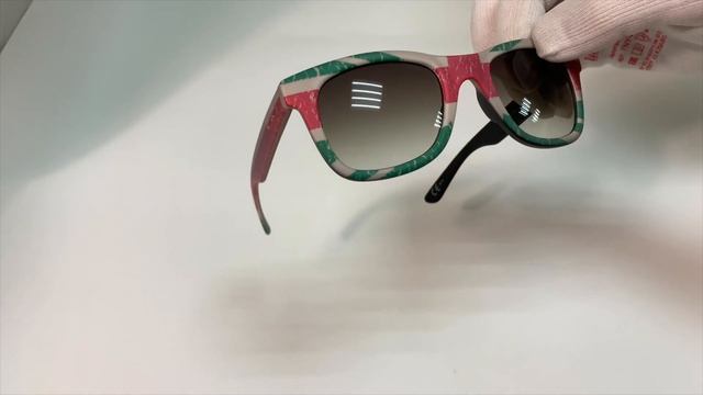 Очки Italia Independent меняющие цвет от температуры смотреть онлайн