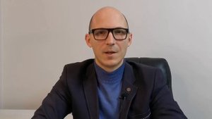 Отец подарил квартиру своей дочери, чтобы не делить эту квартиру с мужем