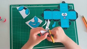 Сделала кроша из бумаги