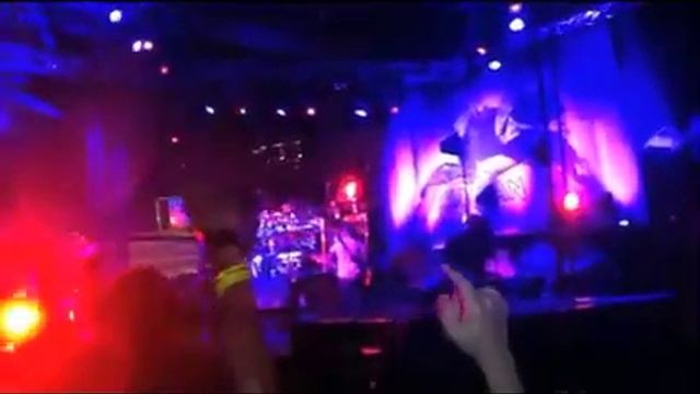 Avenged Sevenfold So Far Away Live in Singapore 2012 смотреть онлайн
