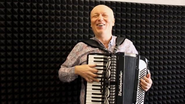Народный хит. Аккордеонист Николай Донецкий г.Казань. смотреть онлайн