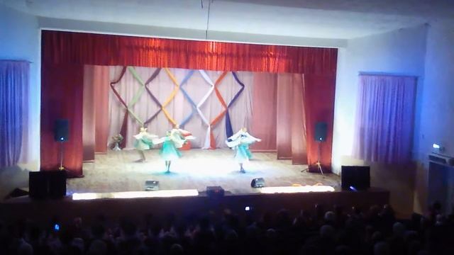 Горноуральский ДК выспупление на 35 летние хора))) смотреть онлайн