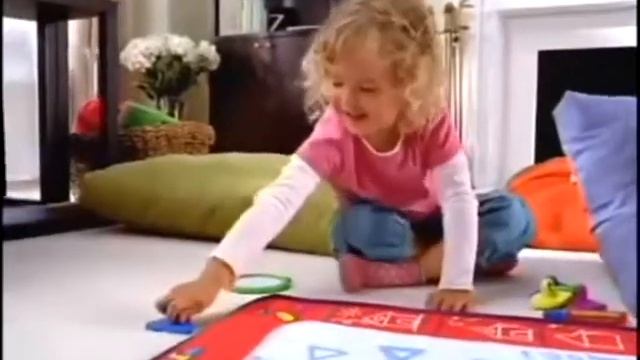 Коврик для рисования водой Doodle Water Magic Playmat смотреть онлайн