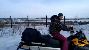 10 марта, сравниваем проходимость квадроцикла и снегохода в глубоком снегу