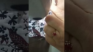 Как пошить карман листочка.(прорезной карман с листочкой) Легкий вариант!