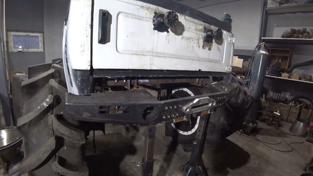 Монстр Сузуки Самурай на 47-х колесах . 6 я серия . смотреть онлайн