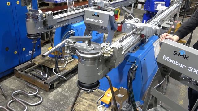 Гибка м-образного полотенцесушителя из нержавейки D33,7х2 мм пошагово на трубогибе MASTER.3X БМК смотреть онлайн