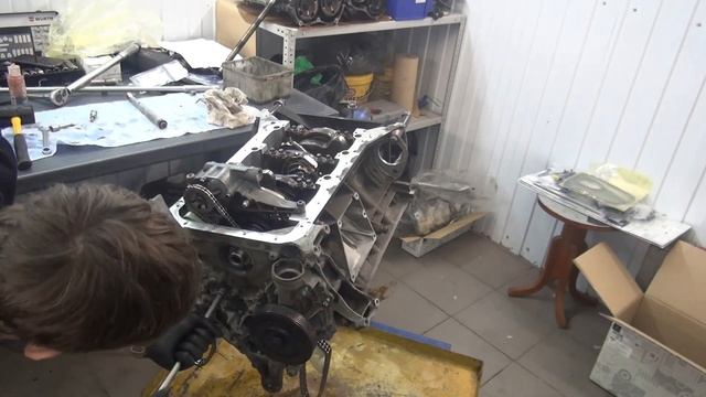 #Mercedes-Benz w251 #m272. Сборка мотора m272 часть2. Устанавливаем переднюю крышку и ГБЦ. смотреть онлайн