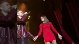 Егор Крид поцеловал девушку, которая .....