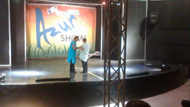 Аниматоры развлекают смотреть онлайн