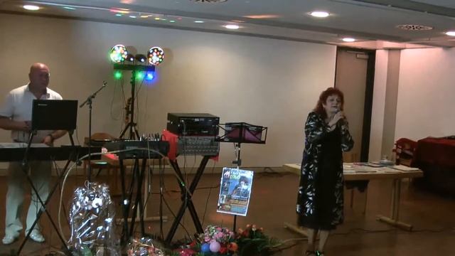 "Ты ж мэнэ пидманула" исп. Нелли Энгельманн/Якина смотреть онлайн