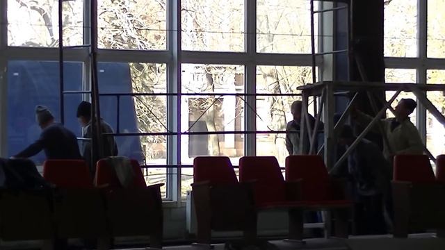 Плавательный бассейн "Дельфин" возобновил работу. смотреть онлайн