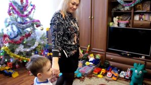 Дед Мороз в гостях у Миши