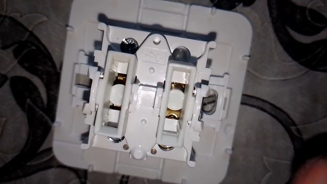 Выключатель двухклавишный наружный SCHNEIDER ELECTRIC Blanca белый (BLNVA065011) обзор и вскрытие смотреть онлайн