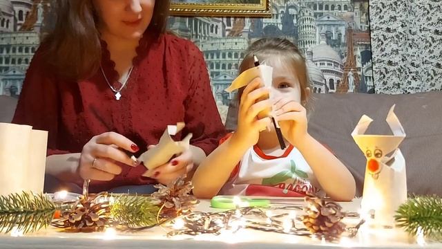 Новогодние поделки из втулок для туалетной бумаги. Мастерим волшебного оленя за 3 минуты! смотреть онлайн
