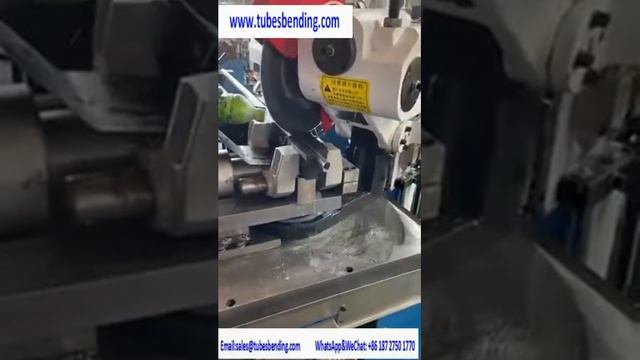 Automatic Switching 45 Degree Angle Square Pipe Cutting Machine Saves Materials High Efficience