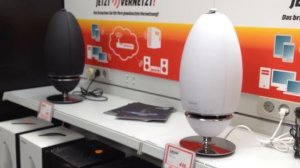 Samsung R7 WAM7500 // Soundtest with max. Volume // Wireless Audio - 360° Speaker