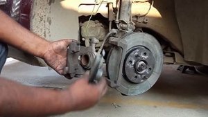Fiat Linea Brake pads replacement