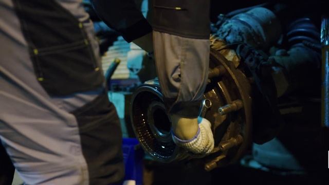 Реклама мобильного сервиса грузовых автомобилей Татра смотреть онлайн