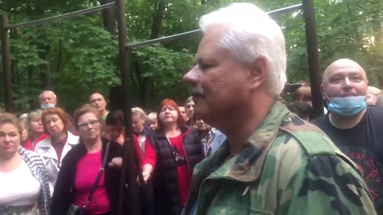 Жители Барвихи вышли на улицу
