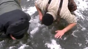 лов сома зимой 2 мин +15 кг жессть