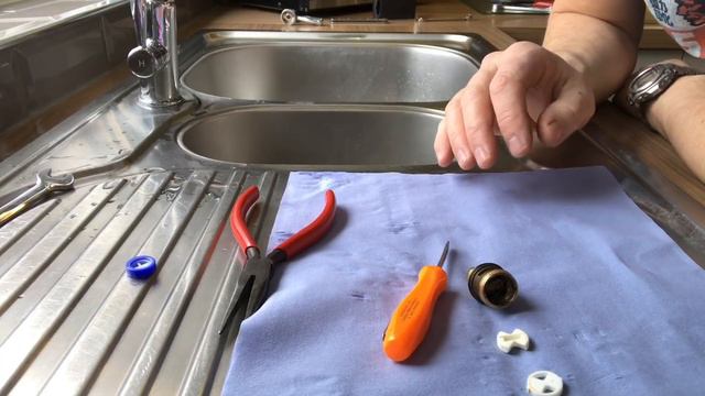 Franke Ascona Dripping Tap, Repair No New Parts ,ceramic cartridge fix смотреть онлайн