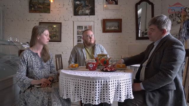 «Разговор в Чайной». Художники-реставраторы Мария Носкова и Алексей Хохряков.