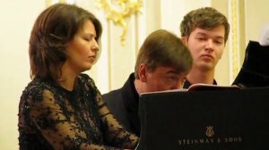 Гаврилин  "Зарисовки "  - "Часики"