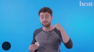 Дэниел Рэдклифф отвечает на популярные вопросы о себе из интернета