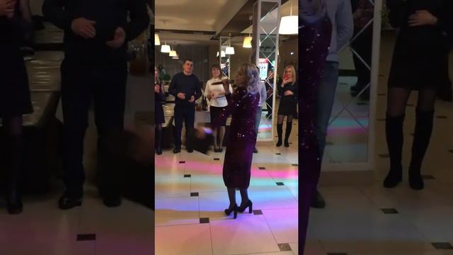 Песня от именинницы для гостей