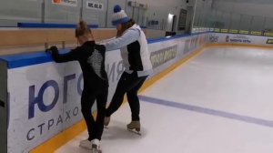 Кросс-ролл в фигурном катании