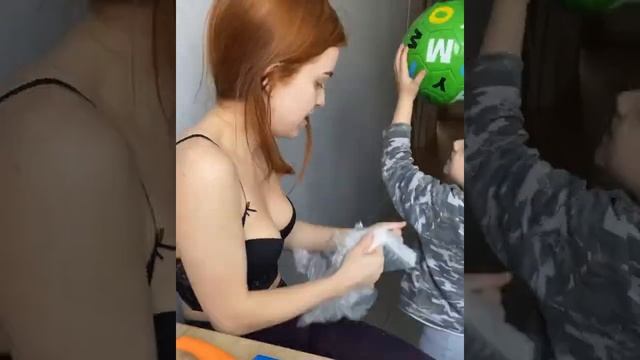 Подарил айфон 12 смотреть онлайн