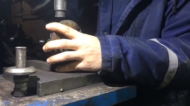 Кернение/установка несъемной крестовины кардана Кашкай смотреть онлайн