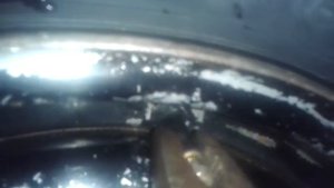 Как самому вставить нипель в диск колеса