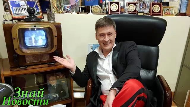 Он начал еще в школьные годы... наверняка Миллионер! Алесь Мухин , игрок Что? Где? Когда?