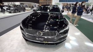 2023 Volvo S90 business class sedan