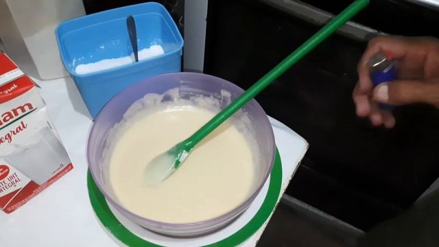 ADALBERTO ENSINA COMO FAZER ORELHA DE PAU. смотреть онлайн