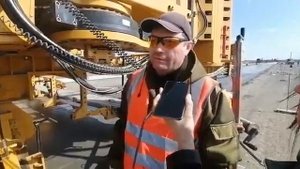 Как в Благовещенске бетонируют новую ВПП