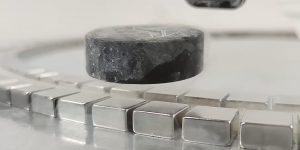 Experiment at  -196°C, Quantum Levitation