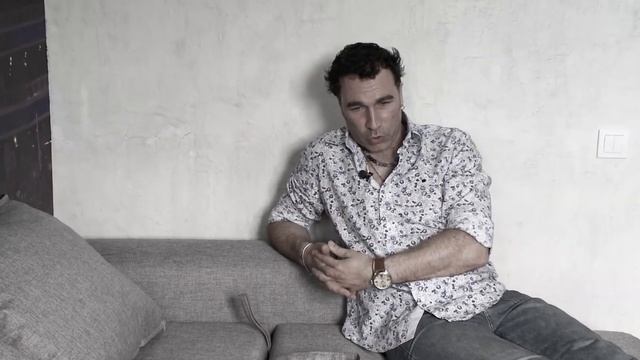 ФАЗЕНДА ЛАЙФ. КОМНАТА ДЛЯ ПОДРОСТКА «ЮНИОР». ВЕДУЩИЙ – ТИМОФЕЙ ПРОНЬКИН. ДИЗАЙНЕР – ЕЛЕНА КУНЦИТЕ