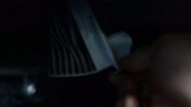 Замена воздушного фильтра салона на Рено Логан смотреть онлайн