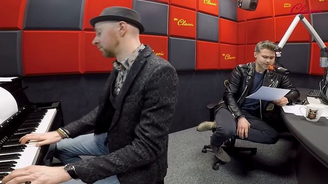 "Przyjaźń" - śpiewa Maciej Zakościelny смотреть онлайн