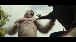 Первое появление Джорджа. Разговор Девиса и гориллы (Рэмпейдж 2018)