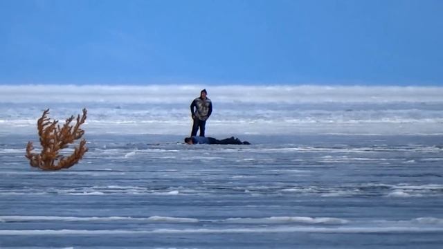 Байкал. Машина ушла под лед. смотреть онлайн
