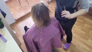 Треш.Испортили волосы химией.Выход-стрижка.