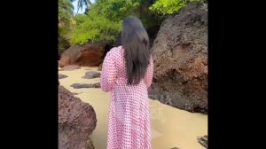 Sreemukhi Photo Shoot in Goa Vacation will Blow Your Mind - Cinema Politics