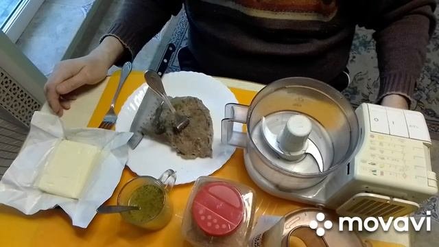 Паштет из говяжьей печени - очень легко и просто.