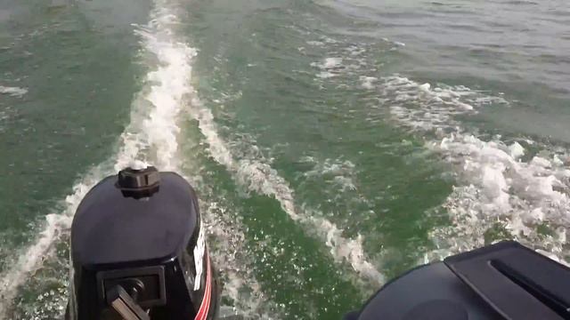 Маленькая прогулка на воде смотреть онлайн